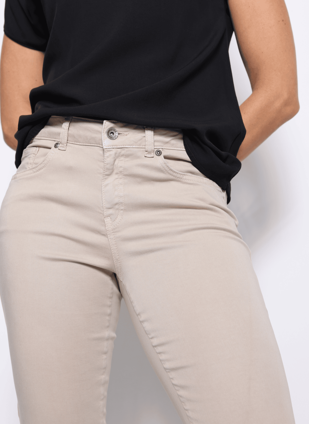 Pants, Adult, Female, Person, Woman